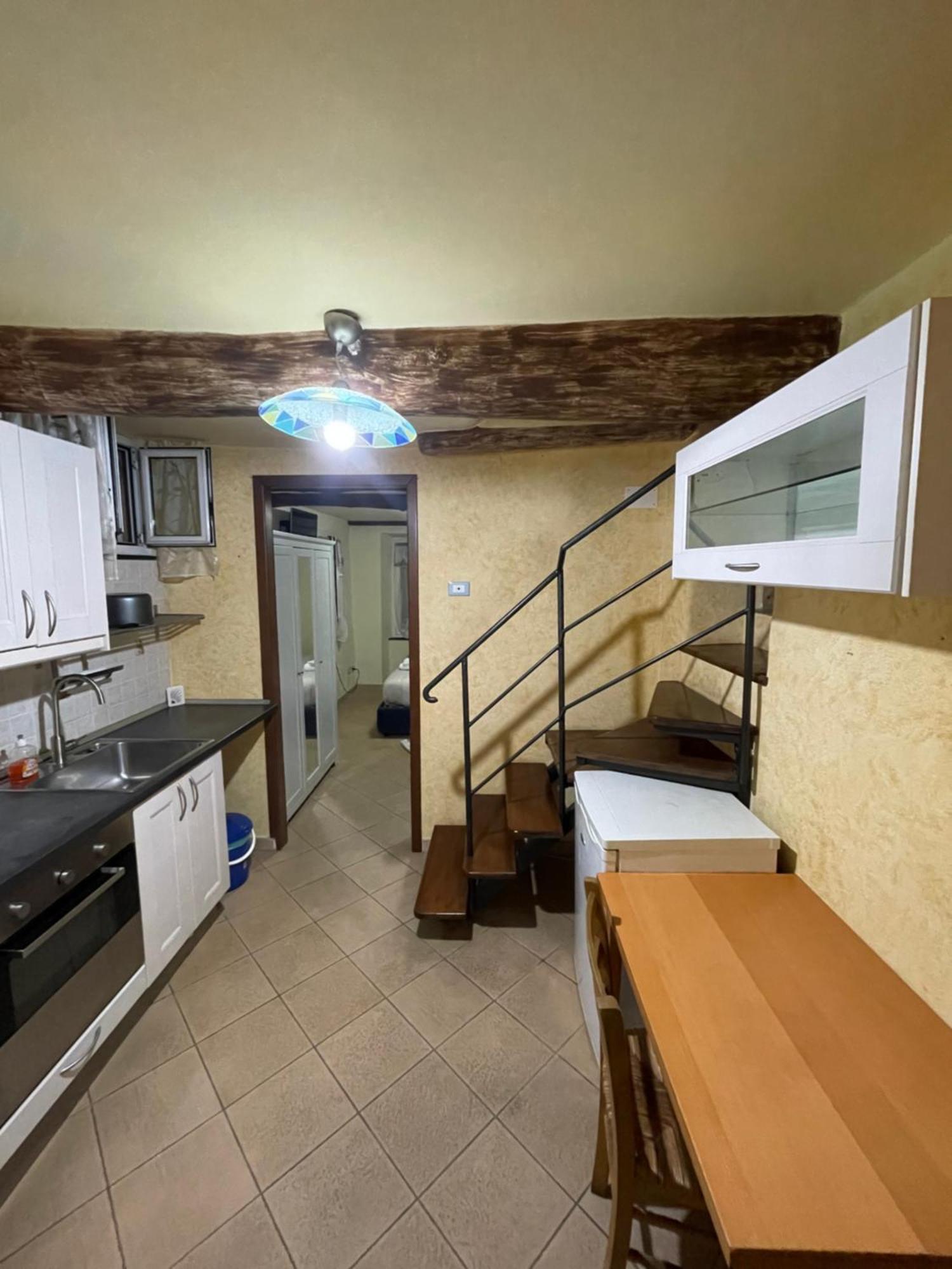 Appartamento Bilocale Arredato Sestri Ponente Genova Esterno foto