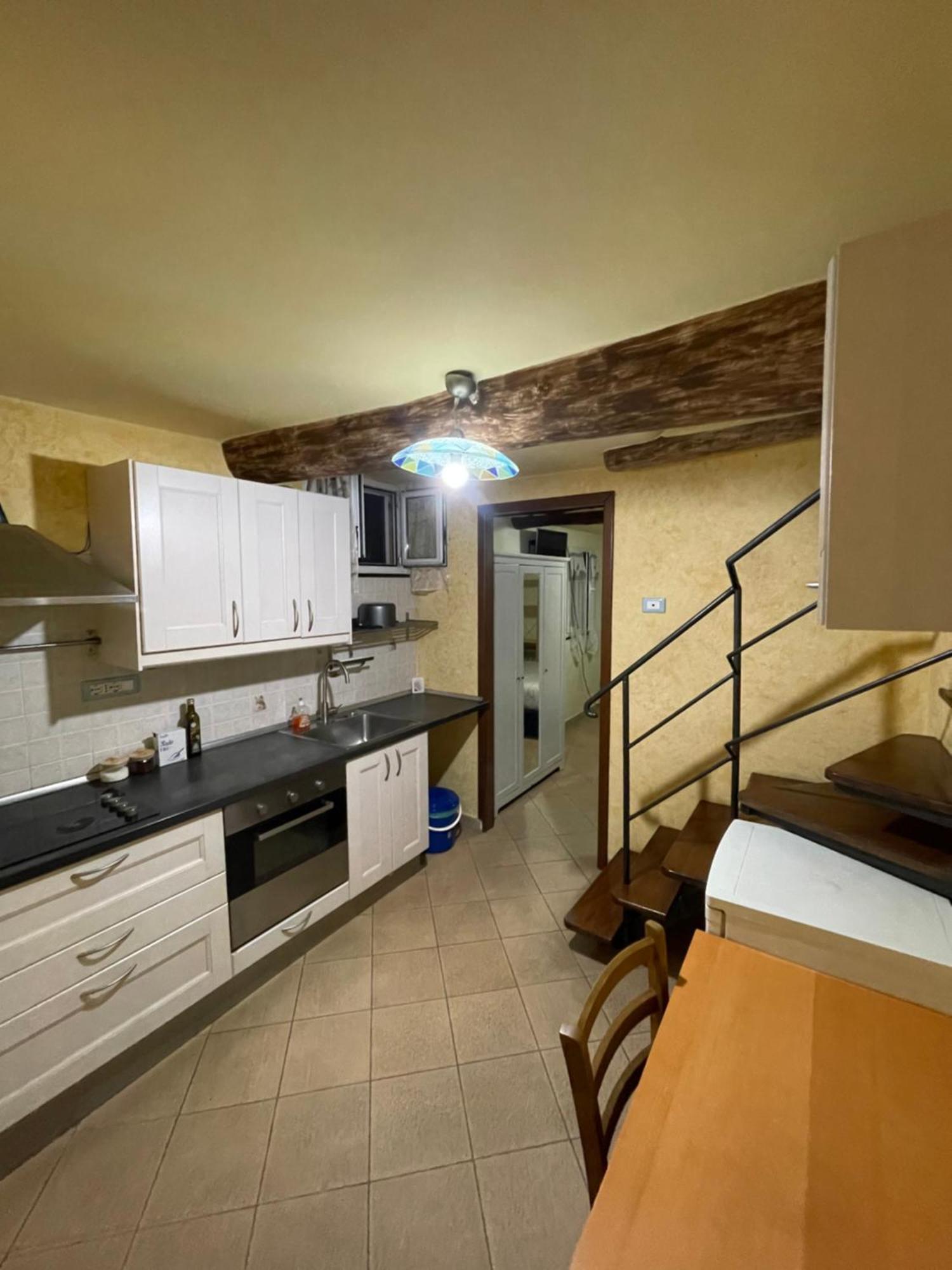 Appartamento Bilocale Arredato Sestri Ponente Genova Esterno foto
